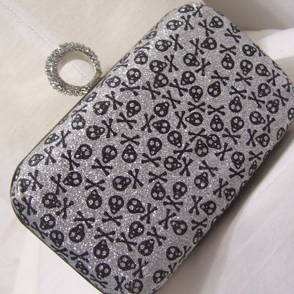 Fashion Goth Handbags Evening Clutch Skull Design Black Silver NWOT - Picture 3 of 3